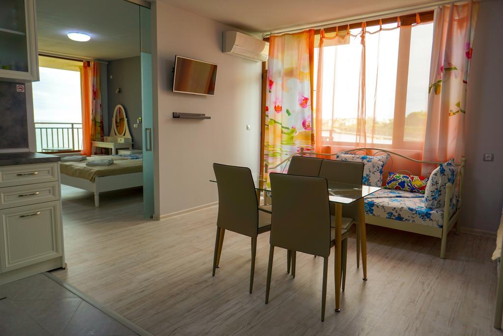 Studios Grace - Port ซาเรโว ภายนอก รูปภาพ